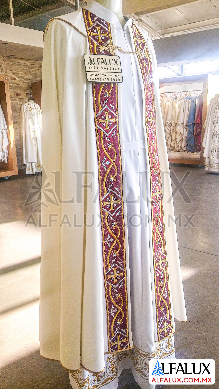 05 FRANCES RECTO Blanco Alfalux Capa Pluvial Perla RojoQuem 34